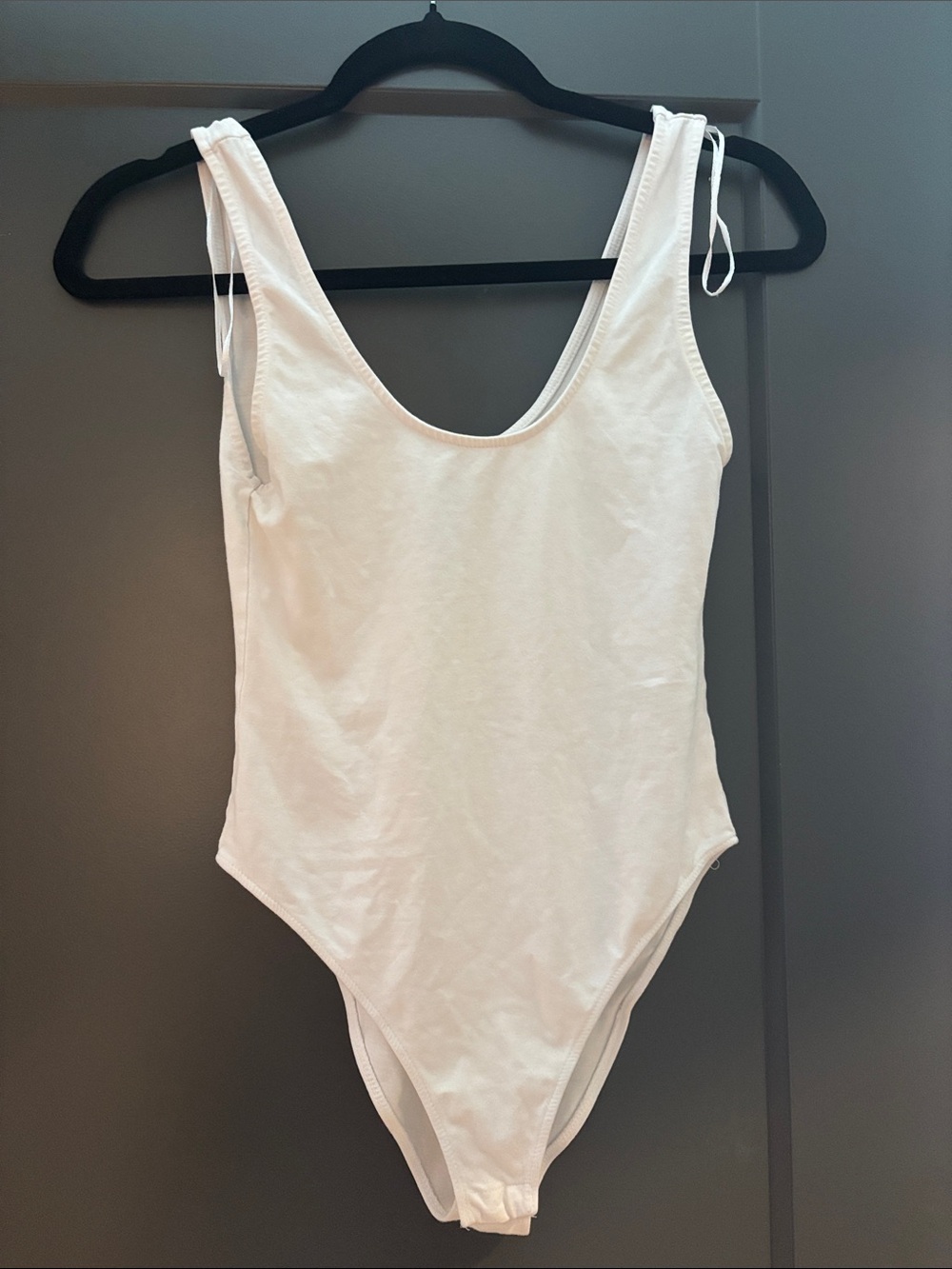 Zara White Scoop Neck Bodysuit